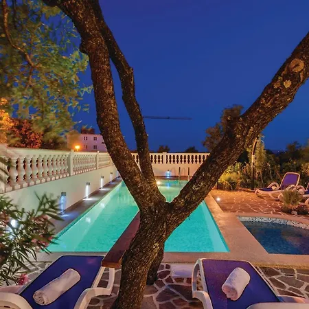 6 Bedroom Beautiful Home In Crikvenica Crikvenica