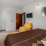 Lovely In בית נופש *