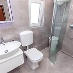 Lovely In קריקווניצה