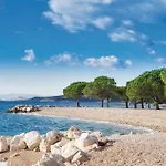 Lovely In קריקווניצה
