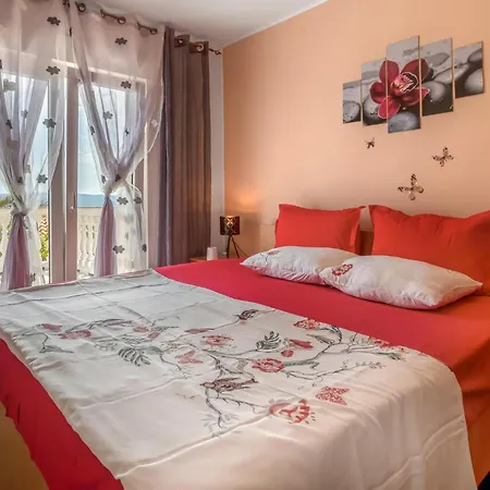 6 Bedroom Beautiful Home In Crikvenica Holiday home Crikvenica