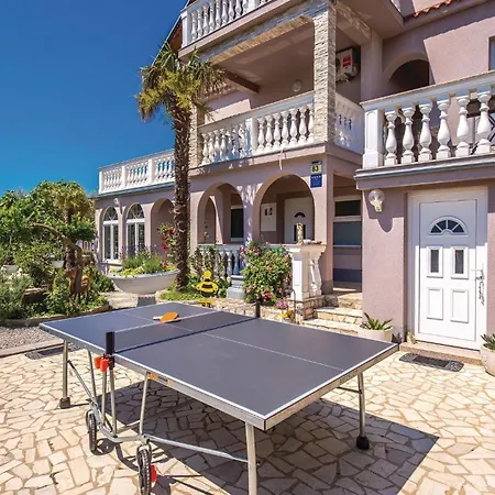 6 Bedroom Beautiful Home In Crikvenica Holiday home *