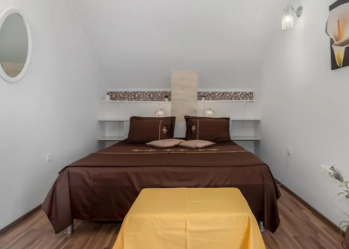 6 Bedroom Beautiful In Feriehus Crikvenica