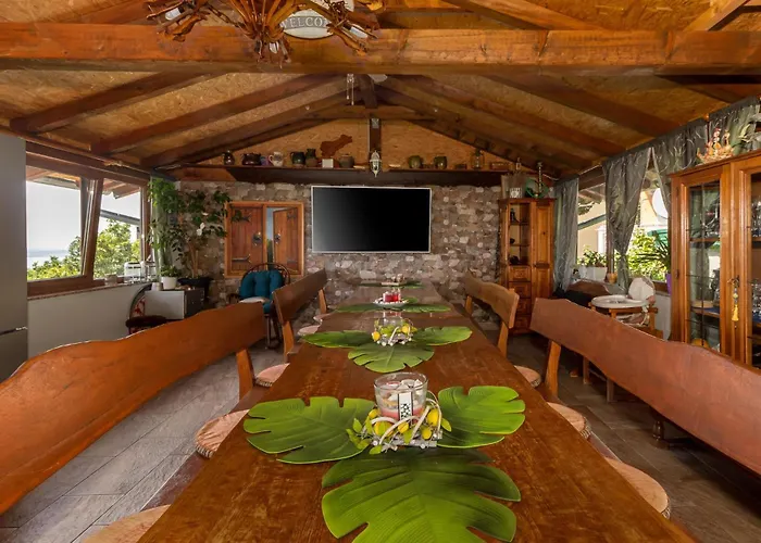 6 Bedroom Beautiful Home In Crikvenica * Crikvenica