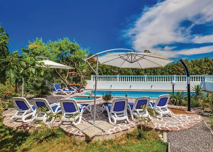 6 Bedroom Beautiful Home In Crikvenica Crikvenica